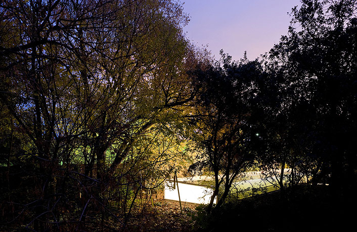 Minimalistic-architecture-office